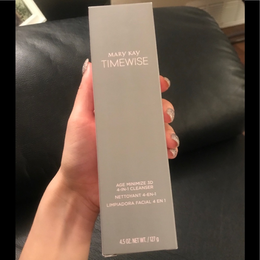 Mary Kay Age Minimize 3D 4-in-1 Cleanser